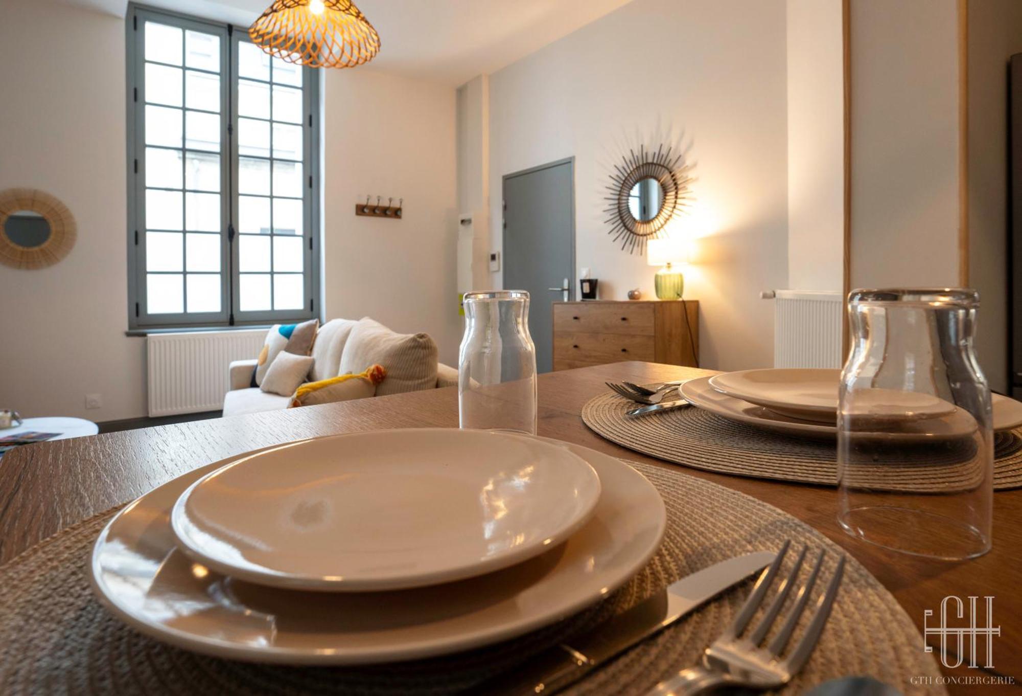 Le Balzac / Colbert - Bord De Loire Apartment Тур Екстериор снимка